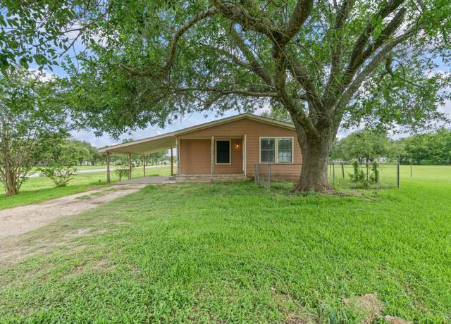 Property at 501 Carlson Cir, Wharton, TX 77488, 2 beds, 1 bath