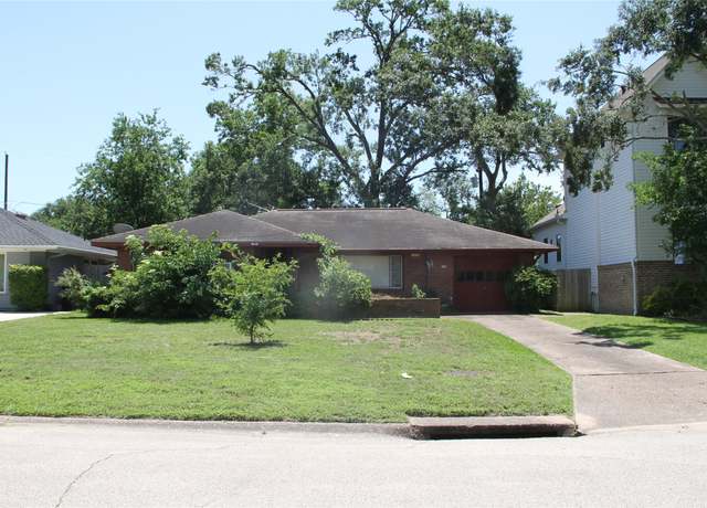 Property at 2315 Hewitt Dr, Houston, TX 77018, 3 beds, 1 bath