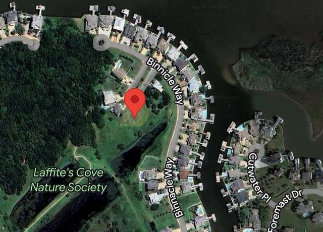 Property at 3411 Binnacle Ct, Galveston, TX 77554