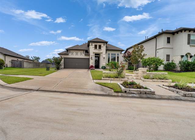 Property at 1907 Creekwood Cv, Missouri City, TX 77459, 4 beds, 3 baths