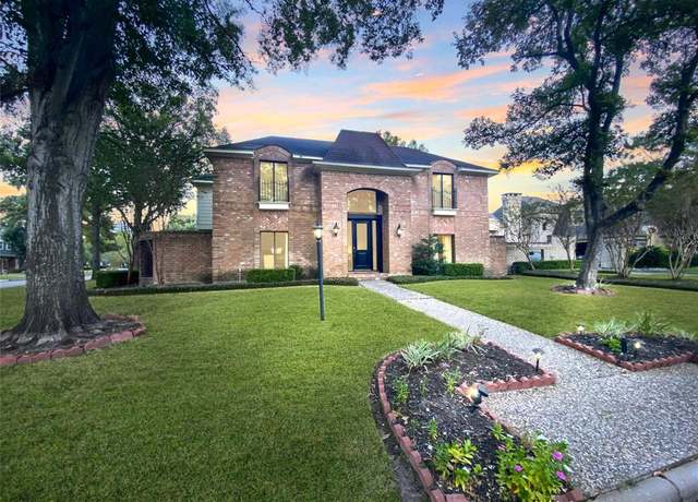 Property at 803 Spear Point Cv, Houston, TX 77079, 4 beds, 3.5 baths