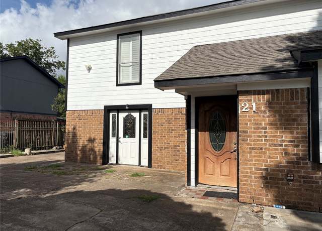 Property at 2131 Campbell Rd, Houston, TX 77080, 3 beds, 3.5 baths