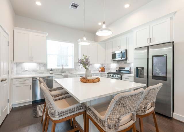 Property at 5506F Wheatley St, Houston, TX 77091, 3 beds, 3.5 baths