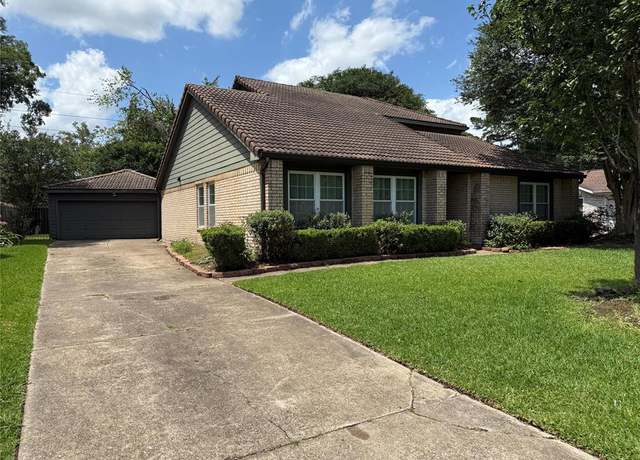 Property at 3531 Brook Shadow Dr, Houston, TX 77345, 5 beds, 3.5 baths