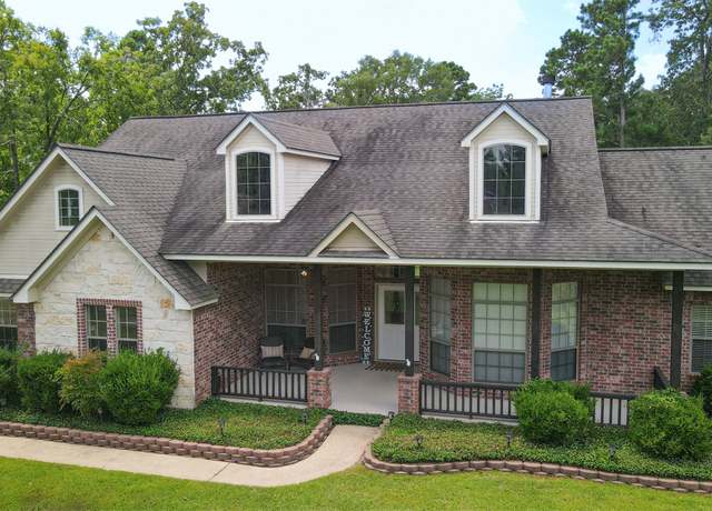 Property at 157 Magnolia Bnd, Lufkin, TX 75904, 3 beds, 2.5 baths