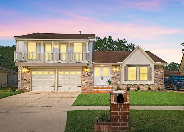 Property at 3911 Rushcroft Dr, Houston, TX 77082, 3 beds, 2.5 baths