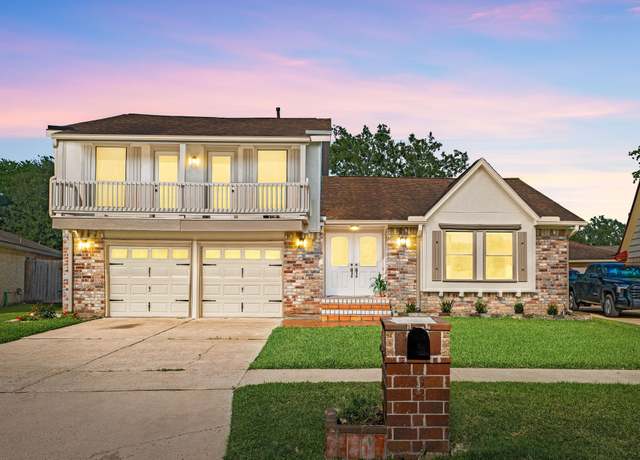 Property at 3911 Rushcroft Dr, Houston, TX 77082, 3 beds, 2.5 baths