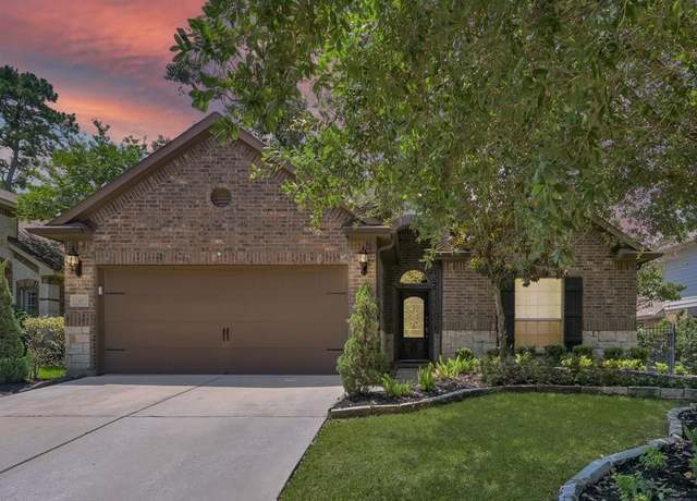 Property at 11 Hearthwick Rd, The Woodlands, TX 77375, 4 beds, 3 baths