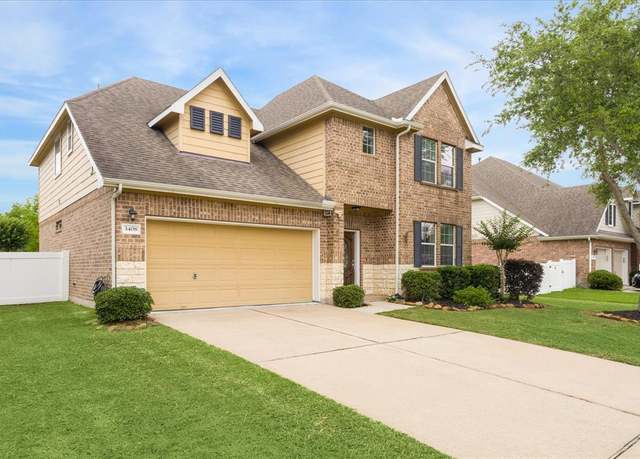 Property at 3408 Old Holly Dr, Pearland, TX 77584, 5 beds, 3 baths
