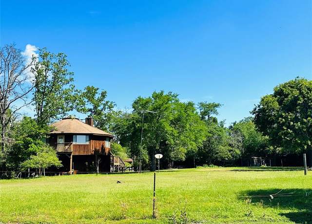 Property at 318 Fcr 380, Buffalo, TX 75831, 3 beds, 3 baths