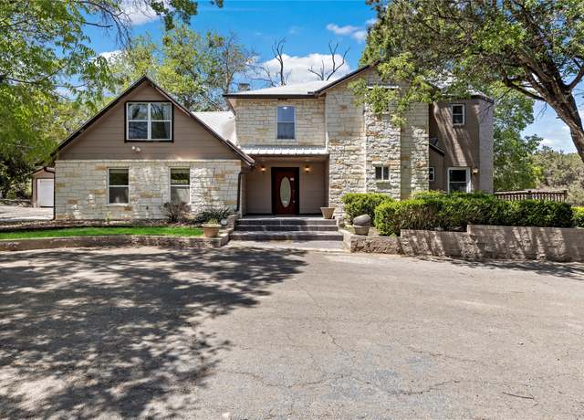 Property at 220 Lark Ln, New Braunfels, TX 78132, 4 beds, 2.5 baths