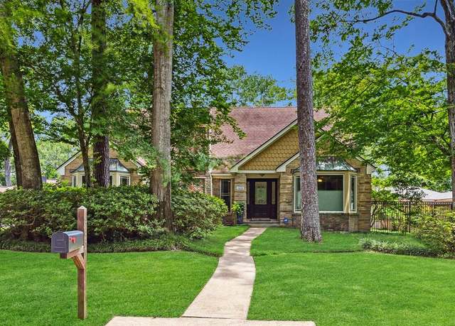 Property at 3431 Park Royal Dr, Houston, TX 77339, 4 beds, 2.5 baths