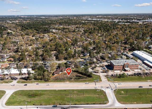 Property at 1712 S Loop 336 W, Conroe, TX 77302