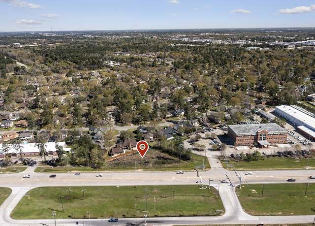 Property at 1712 S Loop 336 W, Conroe, TX 77302