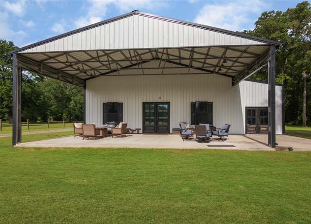 Property at 79 E Pine Dr, Huffman, TX 77336, 3 beds, 2 baths