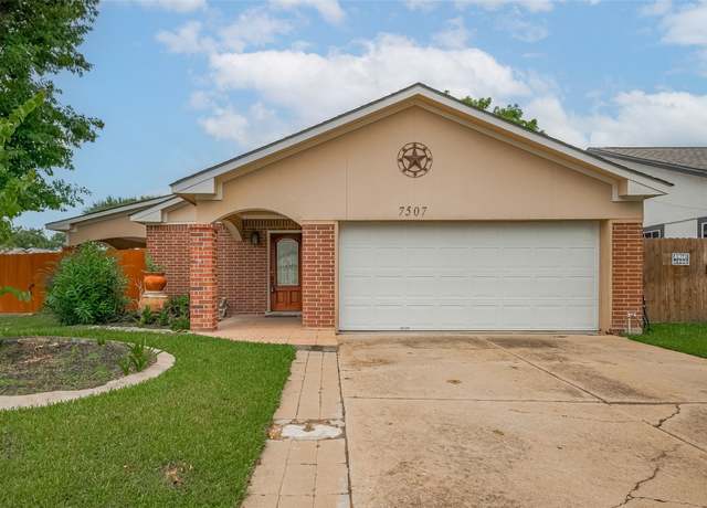 Property at 7507 Lemma Dr, Houston, TX 77041, 3 beds, 2 baths