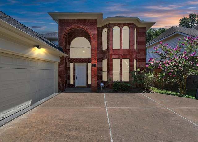 Property at 131 Lissa Ln, Sugar Land, TX 77479, 4 beds, 3.5 baths