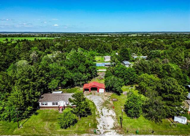 Property at 48 Lynell Dr, Huntsville, TX 77320, 3 beds, 2 baths