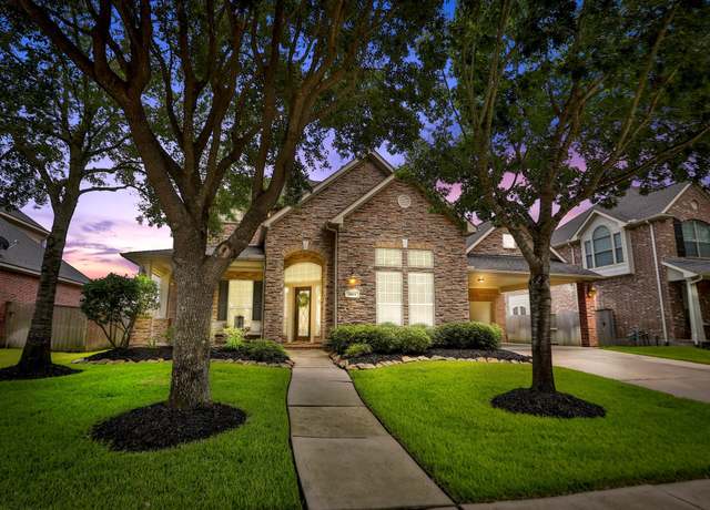Property at 9815 Rollinson Park Dr, Spring, TX 77379, 4 beds, 3.5 baths