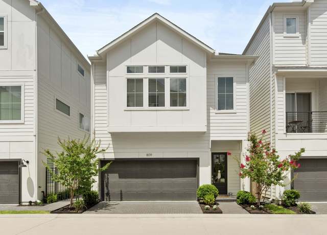 Property at 809 Burton Landing Ln, Houston, TX 77008, 3 beds, 2.5 baths