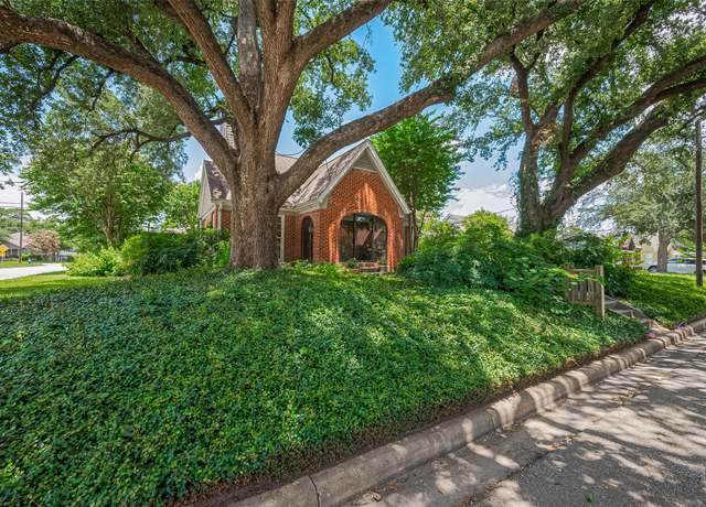 Property at 501 Gale St, Houston, TX 77009, 4 beds, 2 baths