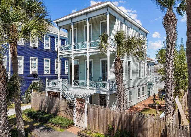 Property at 1014 20th St, Galveston, TX 77550, 3 beds, 3 baths