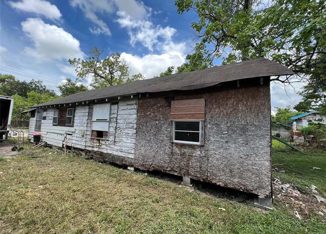 Property at 7004 Market St, Houston, TX 77020