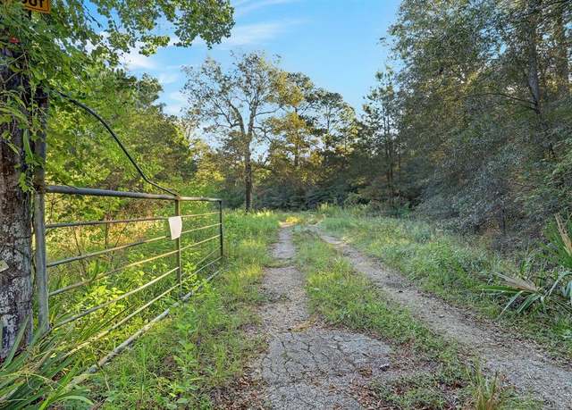 Property at 18760 Pin Oak Rd, Conroe, TX 77385