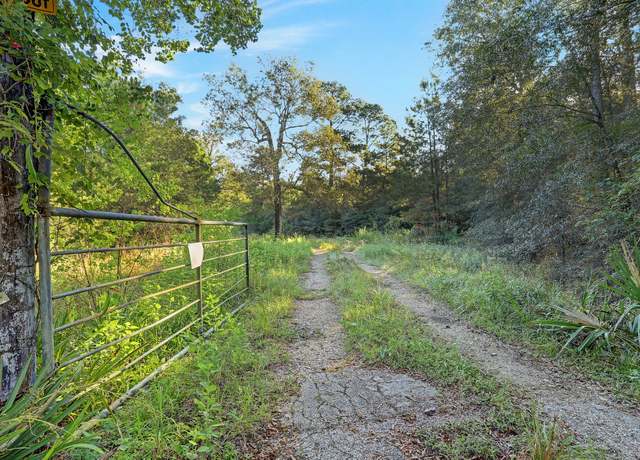 Property at 18760 Pin Oak Rd, Conroe, TX 77385