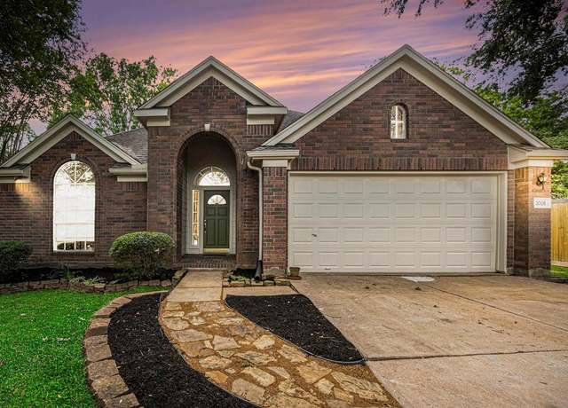 Property at 3006 Bay Creek Dr, Dickinson, TX 77539, 3 beds, 2 baths