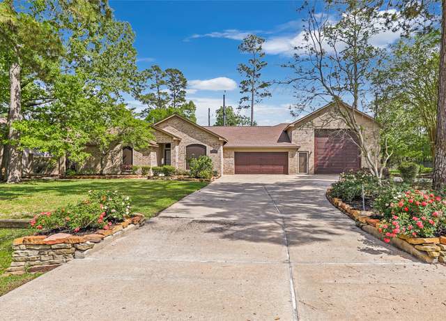 Property at 18510 Bluffview Dr, Crosby, TX 77532, 3 beds, 2 baths
