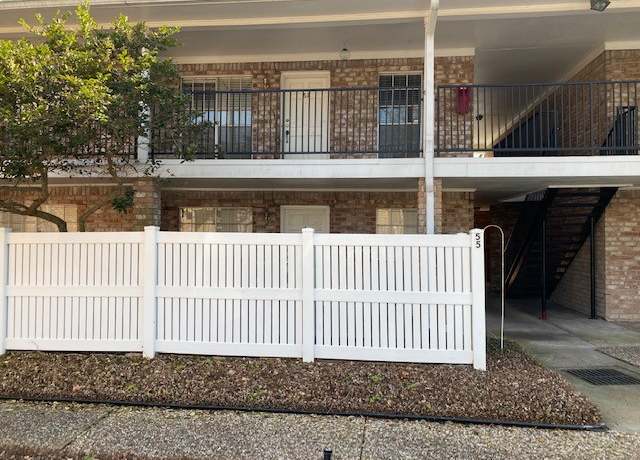 Property at 14333 Memorial Dr #55, Houston, TX 77079, 1 bed, 1 bath
