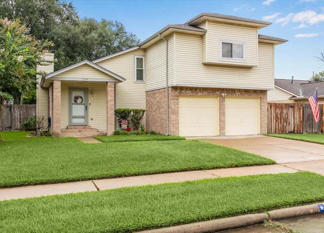 Property at 3035 Becket St, Pearland, TX 77584, 3 beds, 2.5 baths