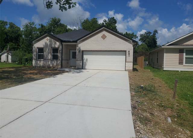 Property at 105 S Algeria St S, Texas City, TX 77591, 3 beds, 2 baths