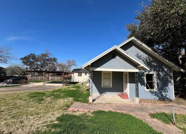 Property at 220 S Tesch St, Bellville, TX 77418, 2 beds, 1 bath