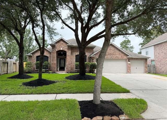 Property at 30611 Pinemill Hollow Dr, Spring, TX 77386, 4 beds, 2.5 baths
