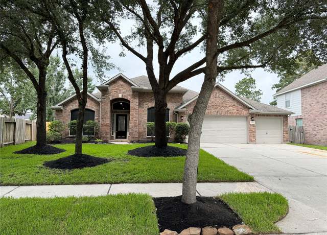 Property at 30611 Pinemill Hollow Dr, Spring, TX 77386, 4 beds, 2.5 baths