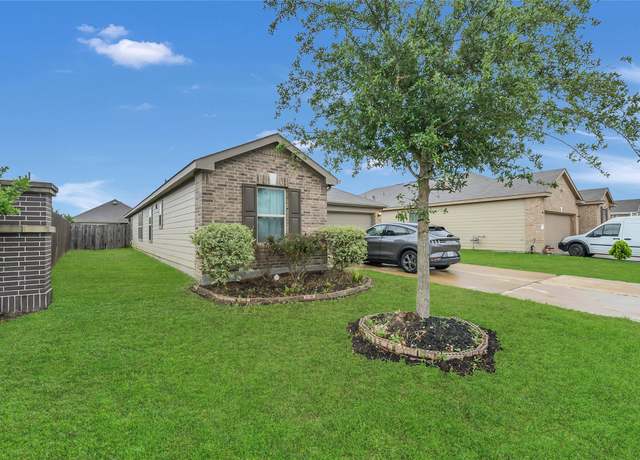 Property at 4826 Westfield Pines Dr, Katy, TX 77449, 3 beds, 2 baths