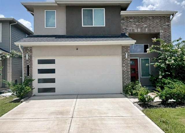 Property at 2904 Newington Ln, Houston, TX 77047, 4 beds, 2.5 baths