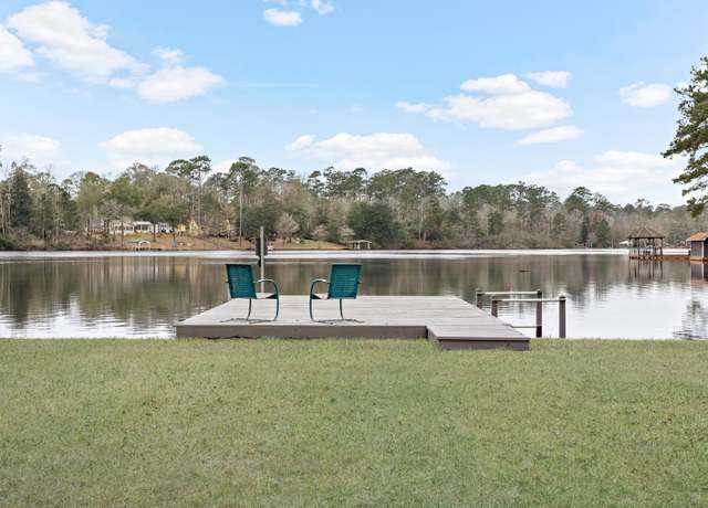Property at 439 Sherwood Forest Dr N, Ivanhoe, TX 75979, 2 beds, 2 baths