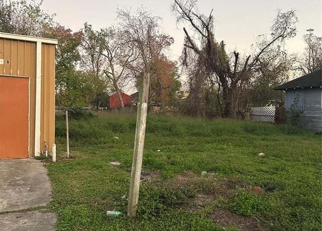 Property at 1108 Gregg St, Houston, TX 77020
