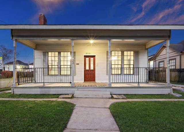 Property at 2901 Preston St, Houston, TX 77003, 4 beds, 1 bath