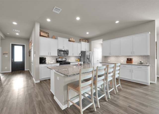 Property at 1286 Sandstone Hills Dr, Montgomery, TX 77316, 4 beds, 2.5 baths