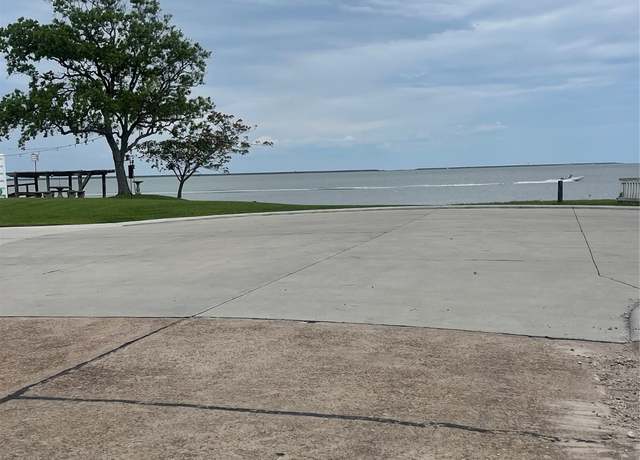 Property at 0 Sylvan St, La Porte, TX 77571