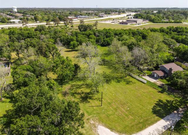 Property at 2817 Fisher Hill Ln, Baytown, TX 77520
