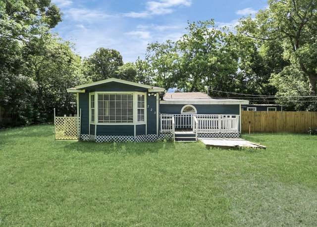 Property at 720 Roosevelt St, La Marque, TX 77568, 4 beds, 3 baths