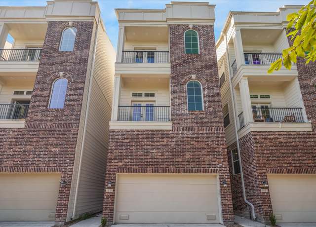 Property at 1033 W 17th St, Houston, TX 77008, 3 beds, 3.5 baths