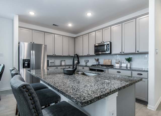Property at 8023 Royal Palm Dr, Fulshear, TX 77441, 4 beds, 3 baths