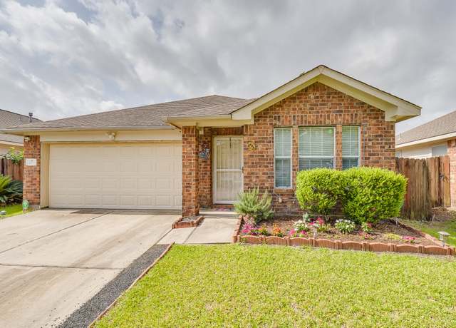 Property at 2707 Trementina Dr, Houston, TX 77088, 3 beds, 2 baths