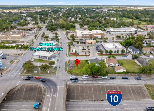Property at 5512 Tremper St, Houston, TX 77020